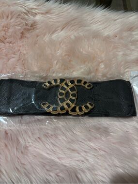 Source Unknown Black Belt with Gold Interlocking Accents